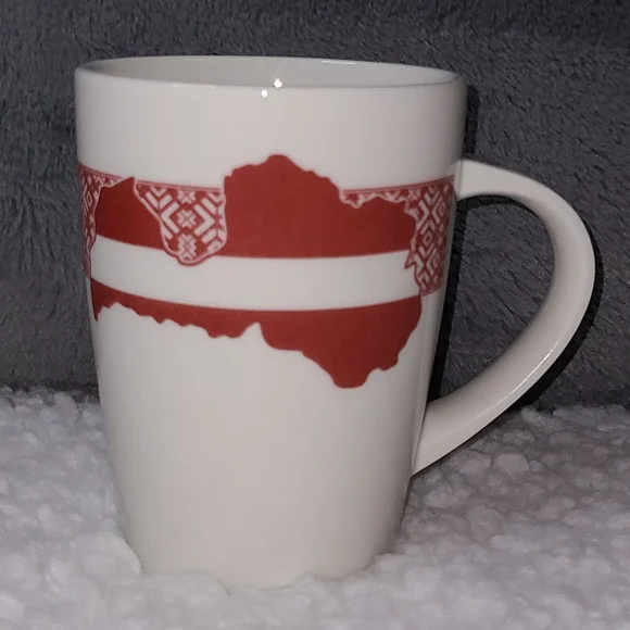 Latvija White and Red Mug - Picture 2 of 10